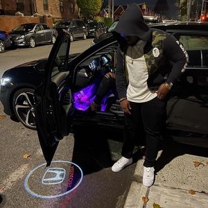 Meet your Posher, Adrian